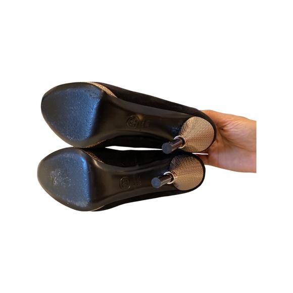 Chanel black suede & Satin Heels: LIKE NEW - Picture 6 of 7